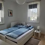 Lägenhet Moderne In In Ruhiger, Zentraler Lage, 116 Qm