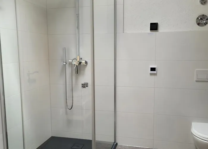 Moderne In In Ruhiger, Zentraler Lage, 116 Qm *